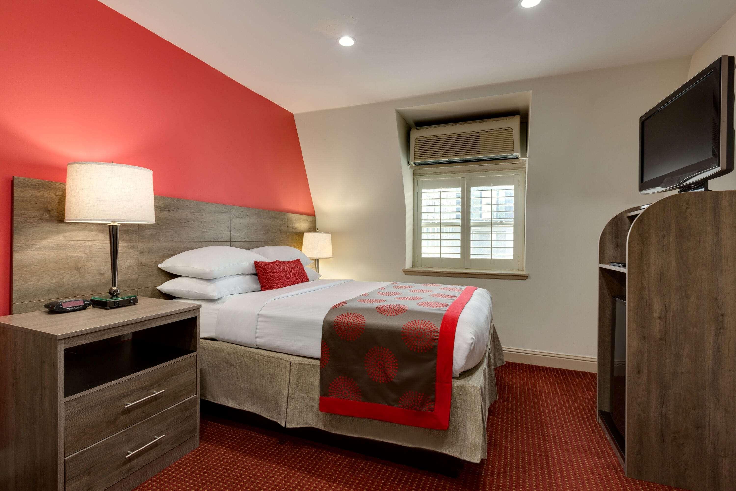 Ramada By Wyndham Oakland Downtown City Center מראה חיצוני תמונה