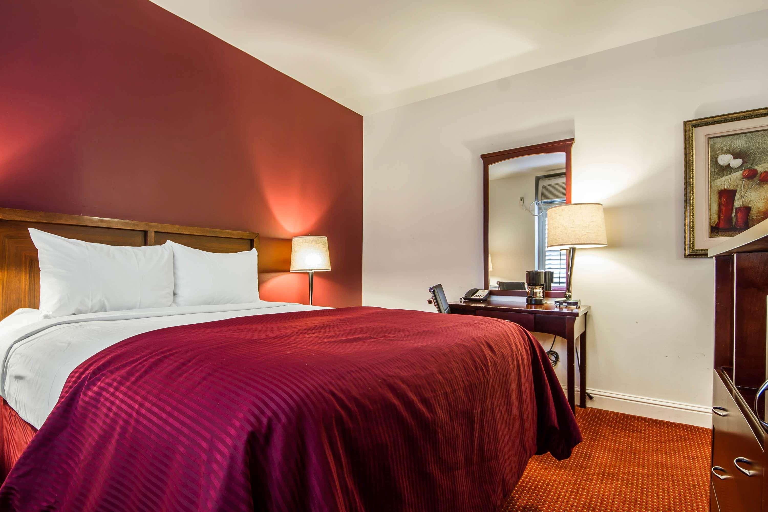 Ramada By Wyndham Oakland Downtown City Center מראה חיצוני תמונה