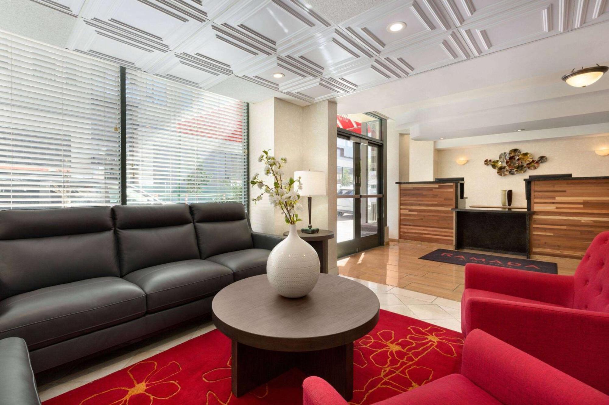 Ramada By Wyndham Oakland Downtown City Center מראה חיצוני תמונה