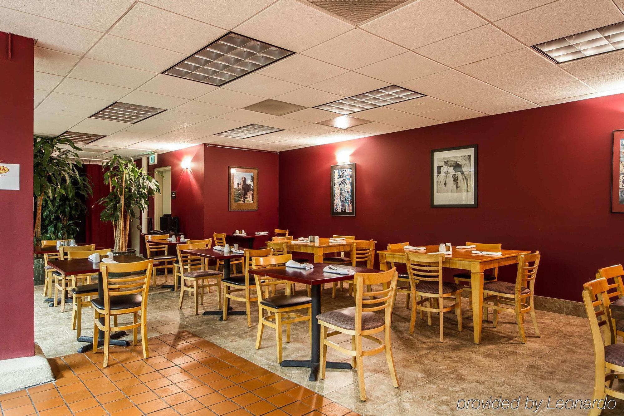 Ramada By Wyndham Oakland Downtown City Center מראה חיצוני תמונה