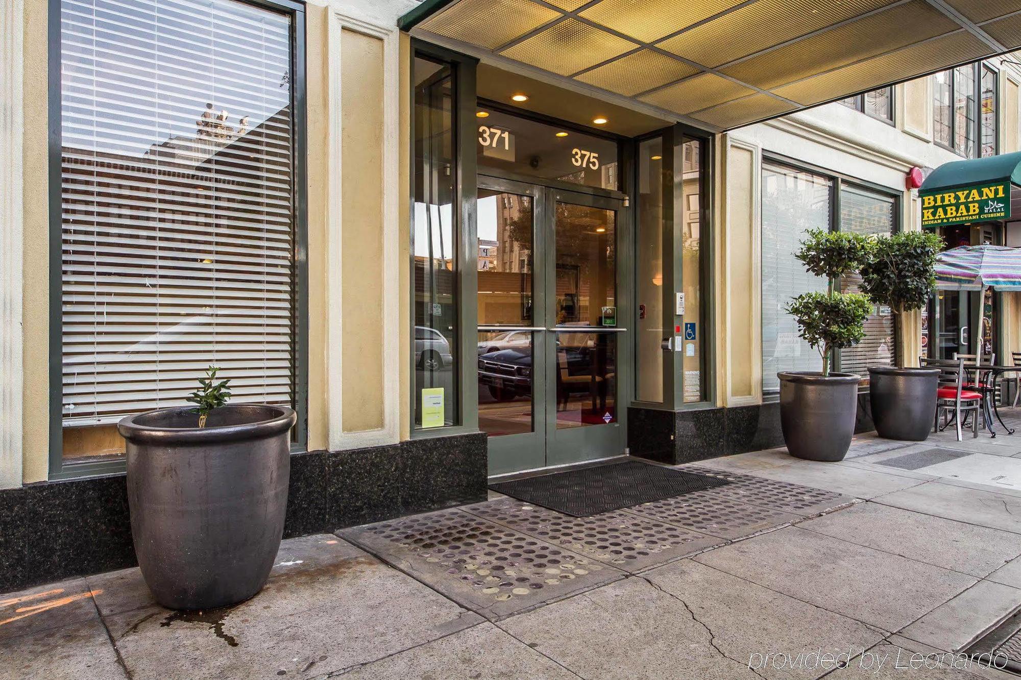 Ramada By Wyndham Oakland Downtown City Center מראה חיצוני תמונה